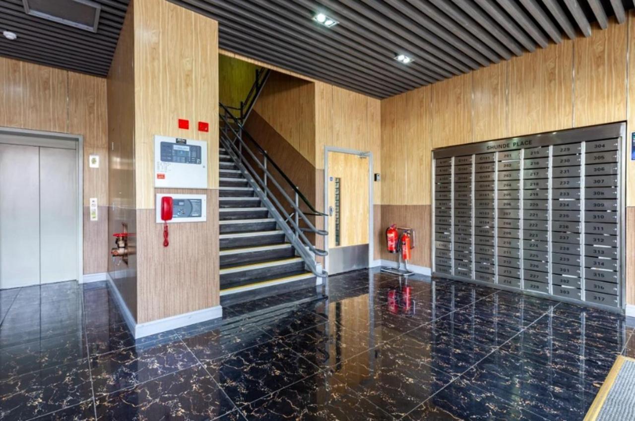 B101 Boutique City Loft Ковънтри Екстериор снимка